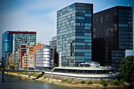 商場(chǎng)空調(diào)節(jié)能監(jiān)控系統(tǒng)改造